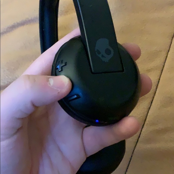 Skull candy headphones - Picture 2 of 2